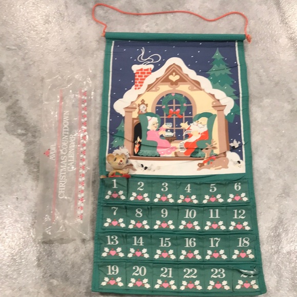 avon-holiday-vintage-987-avon-christmas-advent-calendar-with-substitute-mouse-poshmark